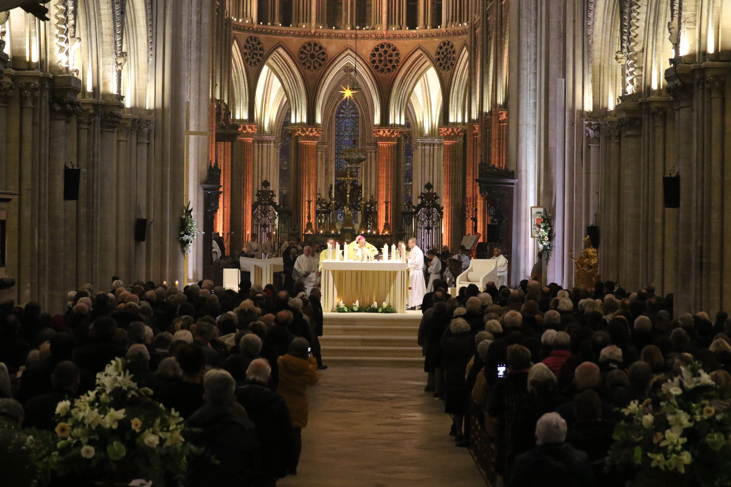 Cathédrale de Bayeux messe